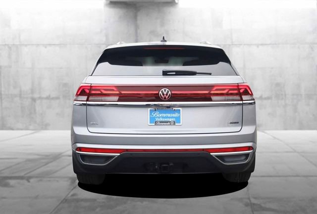 New 2026 Volkswagen Atlas Cross Sport SEL image 6