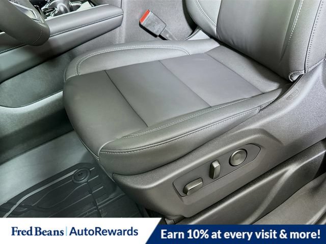 New 2026 Chevrolet Suburban Z71 w/ Comfort Package AWD/4WD image 22