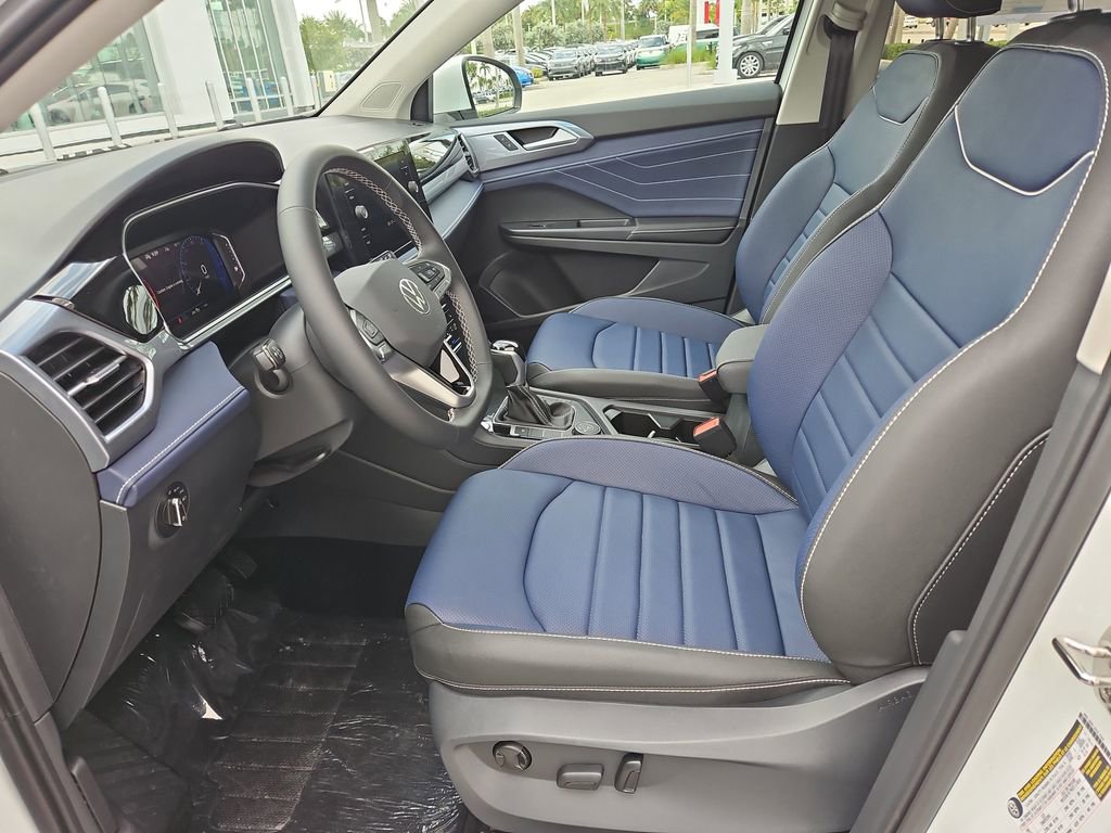 New 2025 Volkswagen Taos SEL AWD/4WD image 9