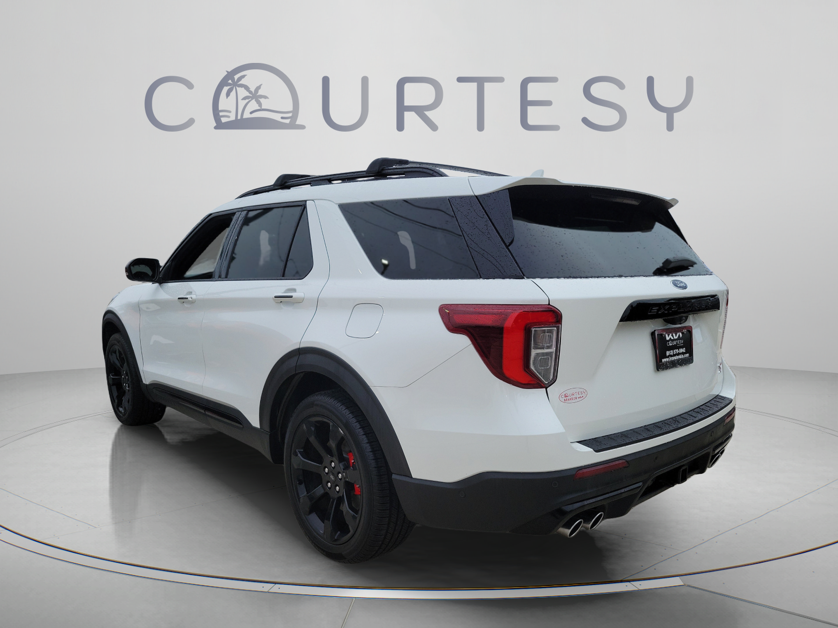 Used 2022 Ford Explorer ST w/ Equipment Group 401A AWD/4WD image 2