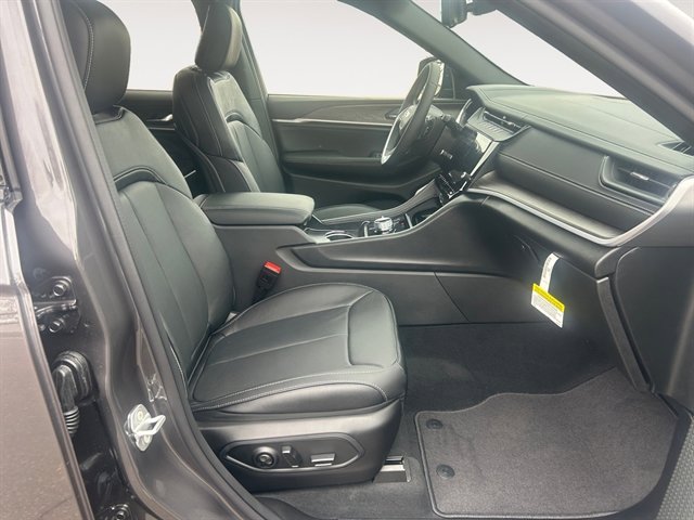 New 2026 Jeep Grand Cherokee L Limited image 15