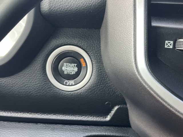 Used 2020 RAM 2500 Big Horn w/ Night Edition AWD/4WD image 41