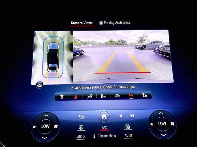 Used 2023 Mercedes-Benz EQS 580 4MATIC Sedan image 22