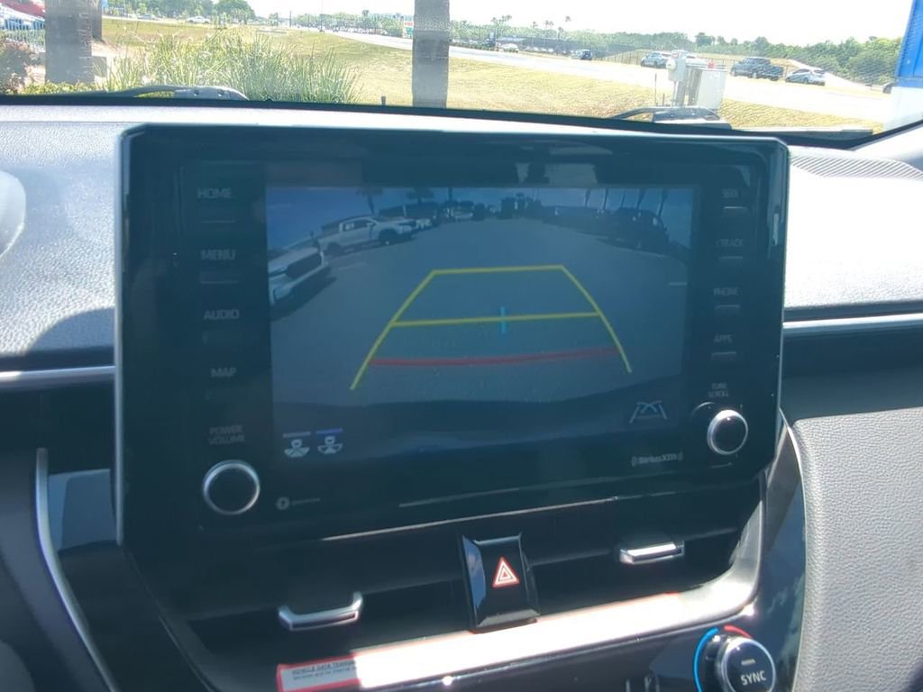 Used 2022 Toyota Corolla Cross XLE image 20