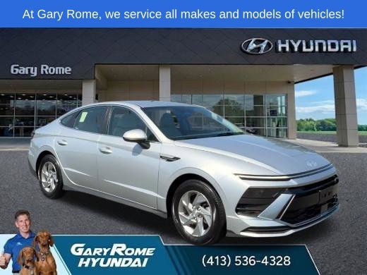 Certified 2025 Hyundai Sonata SE FWD image 2