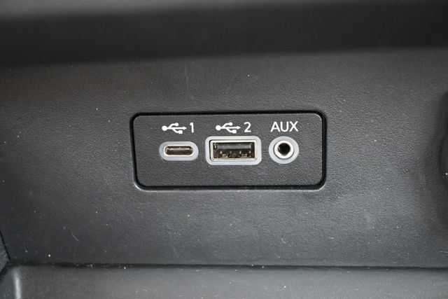 Used 2025 Nissan Altima 2.5 SV FWD image 29