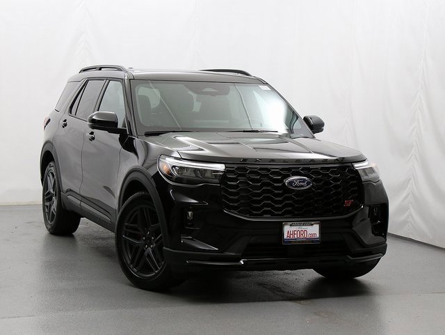 New 2026 Ford Explorer ST image 1