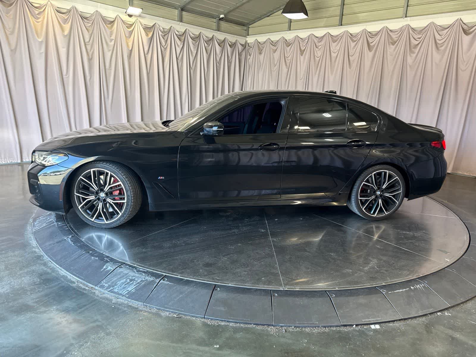 Used 2023 BMW M550i xDrive w/ Executive Package AWD/4WD image 8