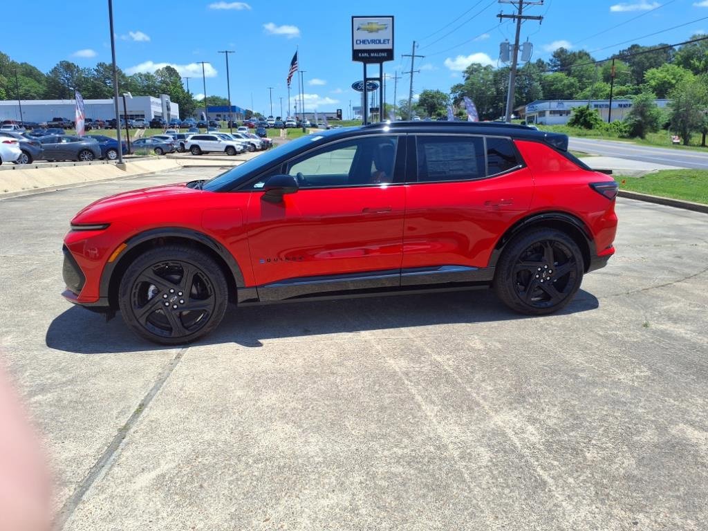 New 2025 Chevrolet Equinox EV RS image 2