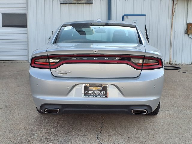 Used 2023 Dodge Charger SXT RWD image 4