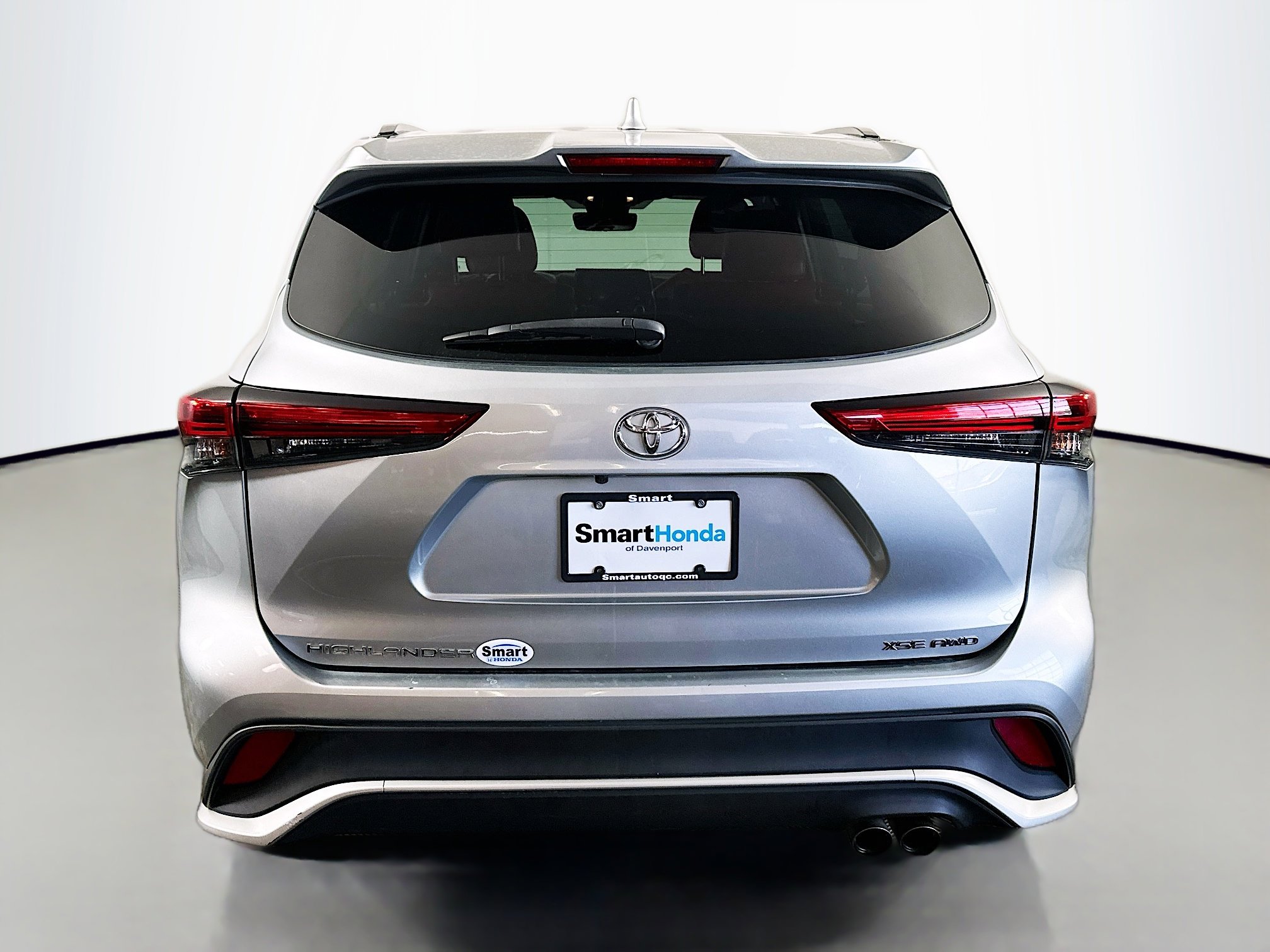 Used 2021 Toyota Highlander XSE AWD/4WD image 6