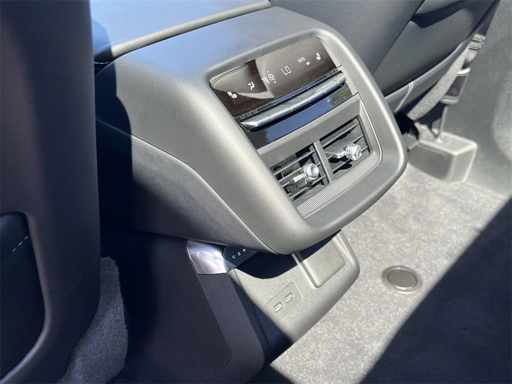 New 2026 Cadillac Lyriq V image 29