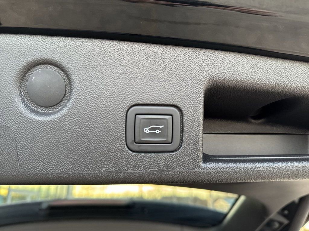 Certified 2024 Chevrolet Equinox LT AWD/4WD image 25