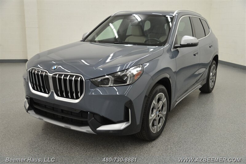 Used 2023 BMW X1 xDrive28i w/ Convenience Package AWD/4WD image 2