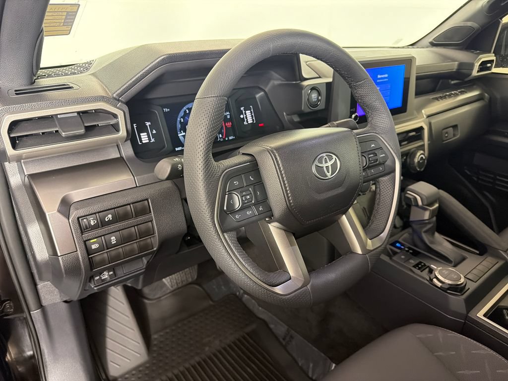 Used 2025 Toyota Tacoma SR5 AWD/4WD image 13