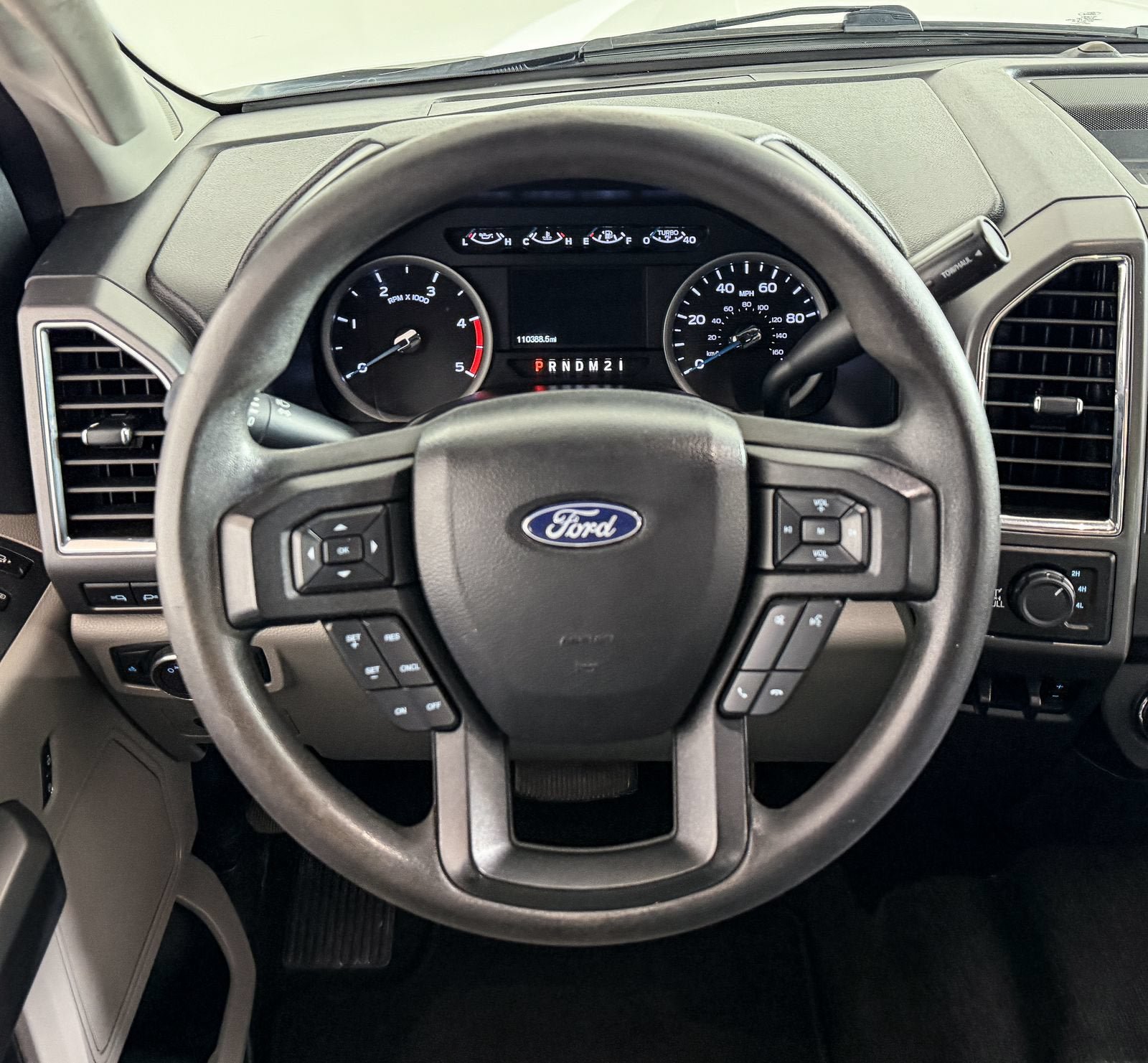 Used 2017 Ford F250 XLT AWD/4WD image 9