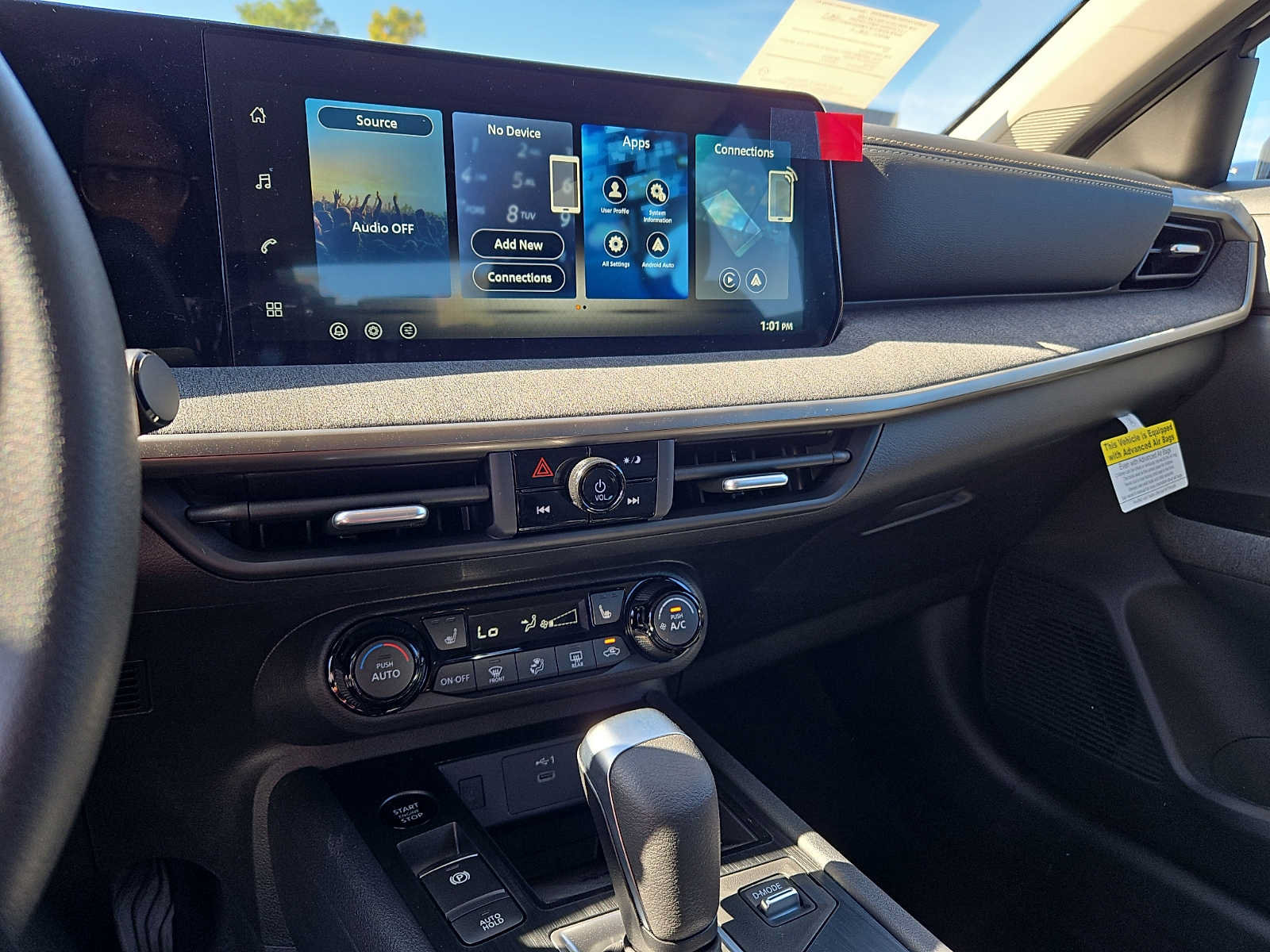 New 2027 Nissan Kicks SV AWD/4WD image 12