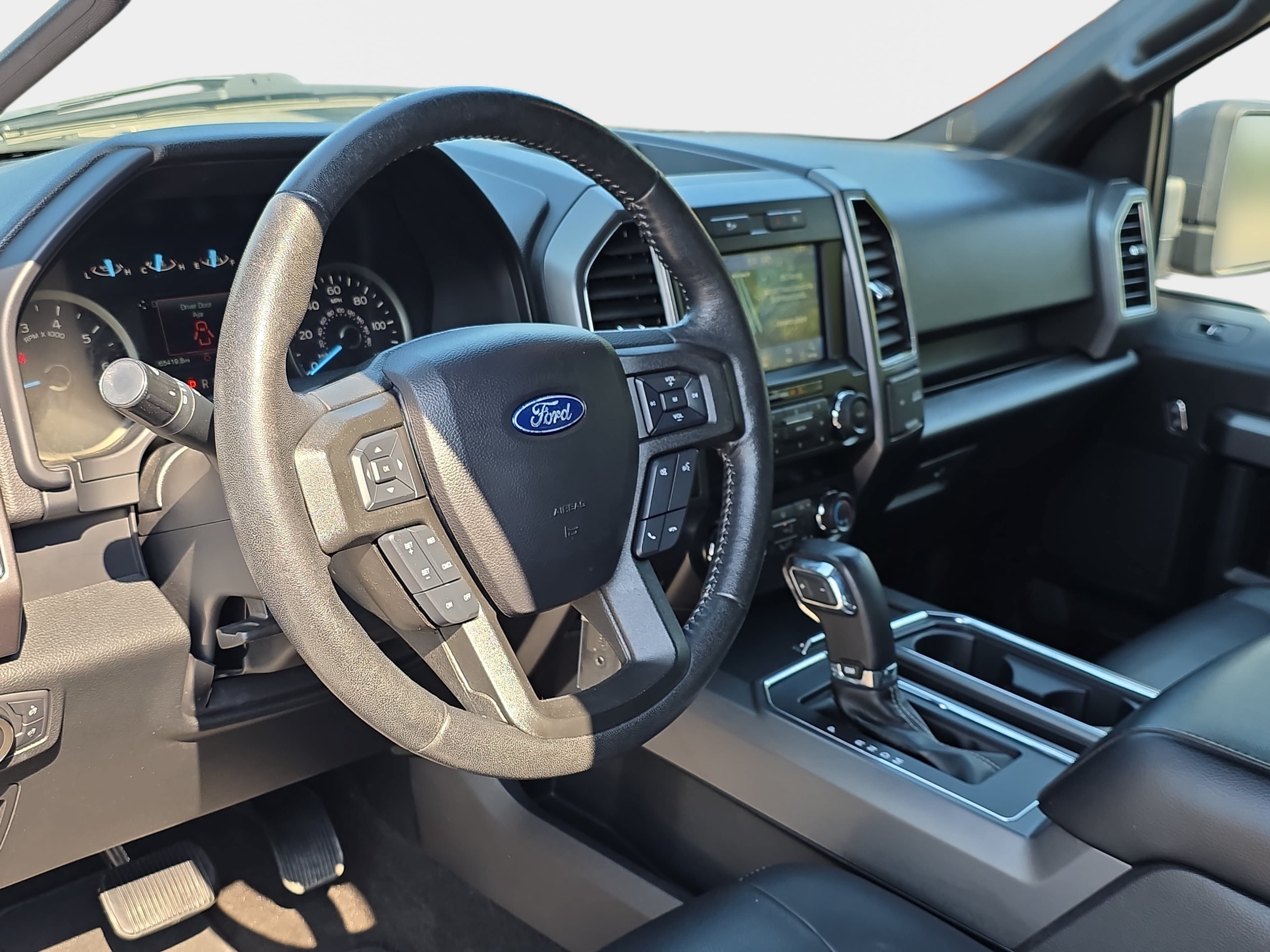 Used 2020 Ford F150 XLT w/ Equipment Group 302A Luxury AWD/4WD image 13