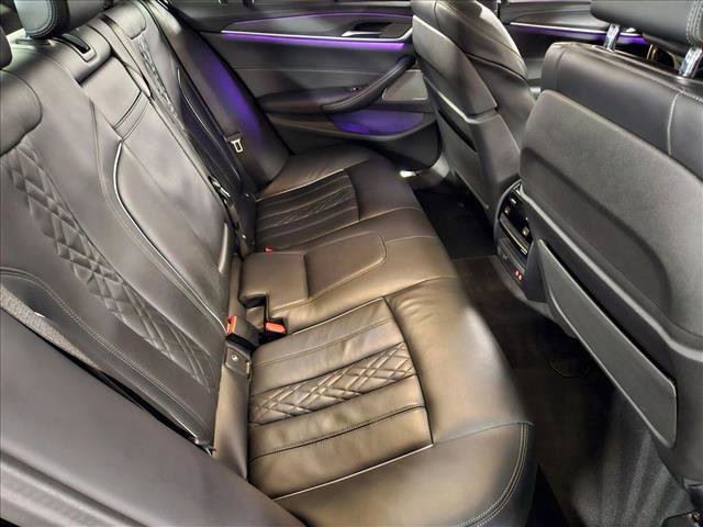 Used 2023 BMW M550i xDrive w/ Executive Package image 19