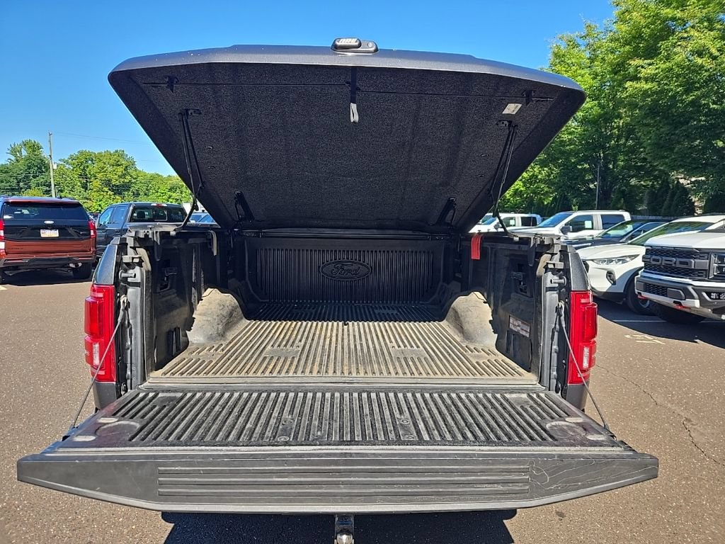 Used 2016 Ford F150 Lariat w/ Equipment Group 502A Luxury AWD/4WD image 6