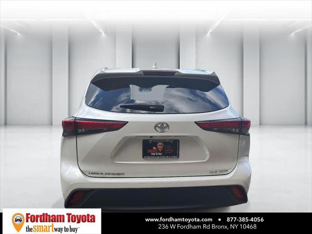 Certified 2022 Toyota Highlander XLE image 6