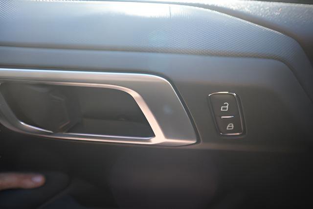 New 2025 Ford Bronco Big Bend image 6