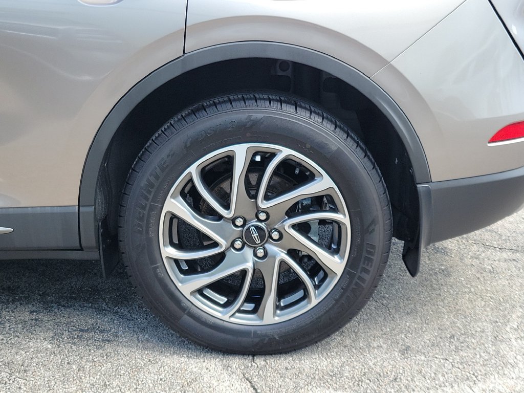 Certified 2021 Lincoln Corsair FWD image 5