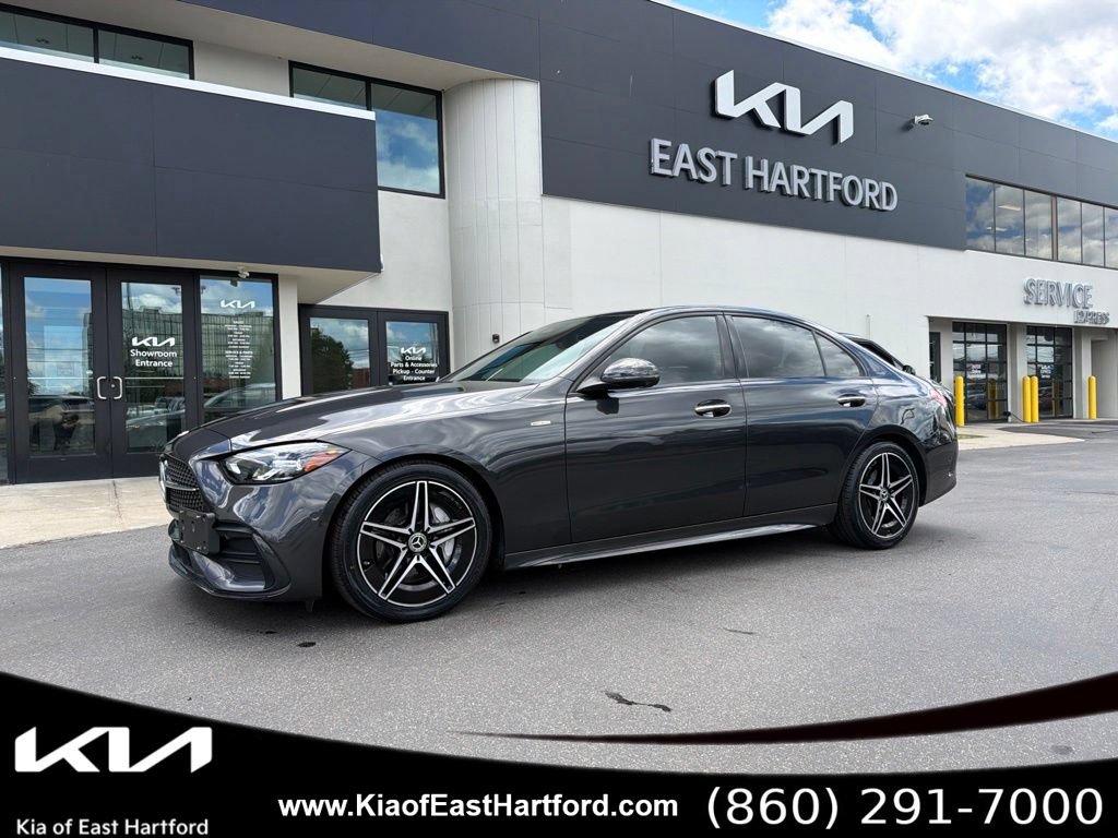 Used 2022 Mercedes-Benz C 300 4MATIC Sedan image 1