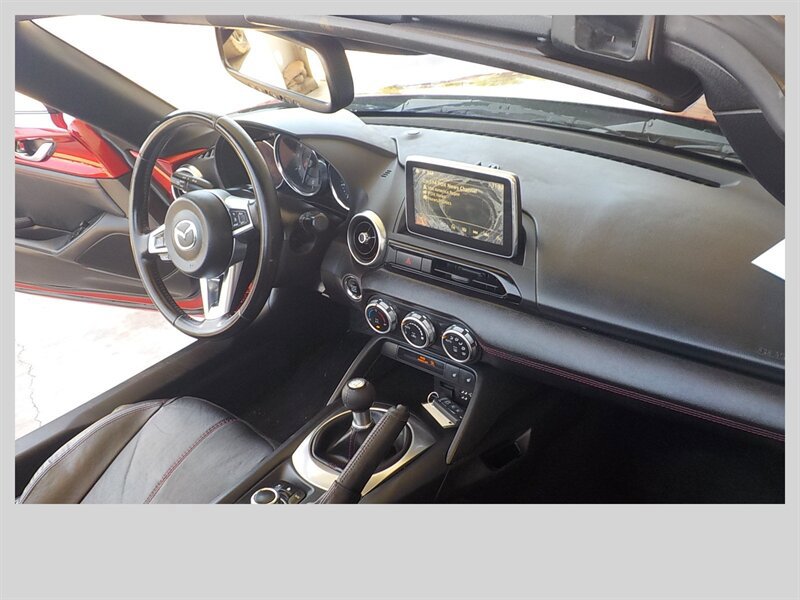 Used 2016 MAZDA MX-5 Miata Grand Touring RWD image 40