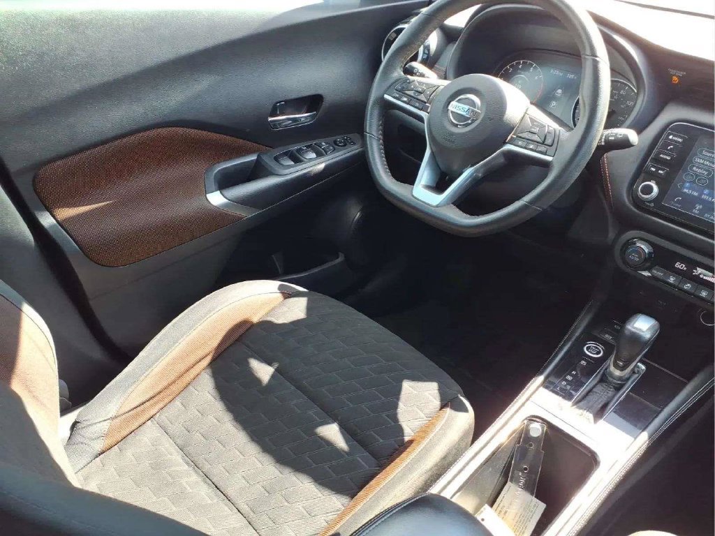 Used 2021 Nissan Kicks SR FWD image 19