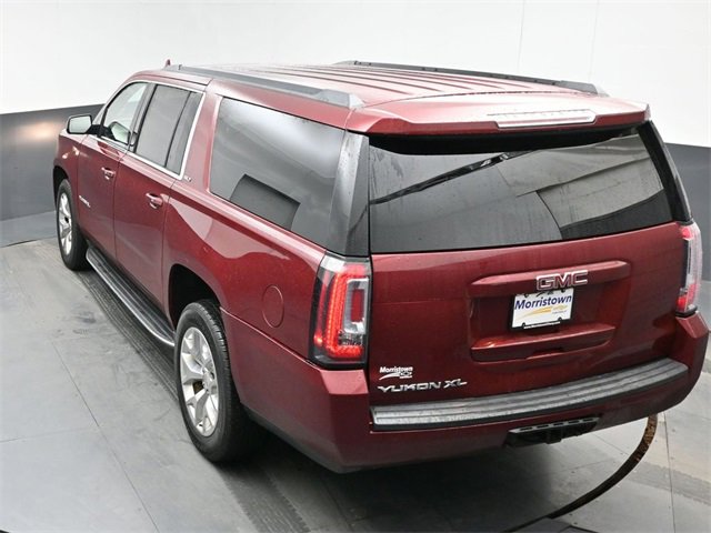 Used 2017 GMC Yukon XL SLT w/ Open Road Package image 40