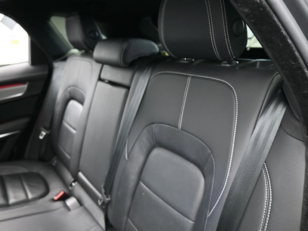 Used 2024 Jaguar F-PACE R-Dynamic S image 34