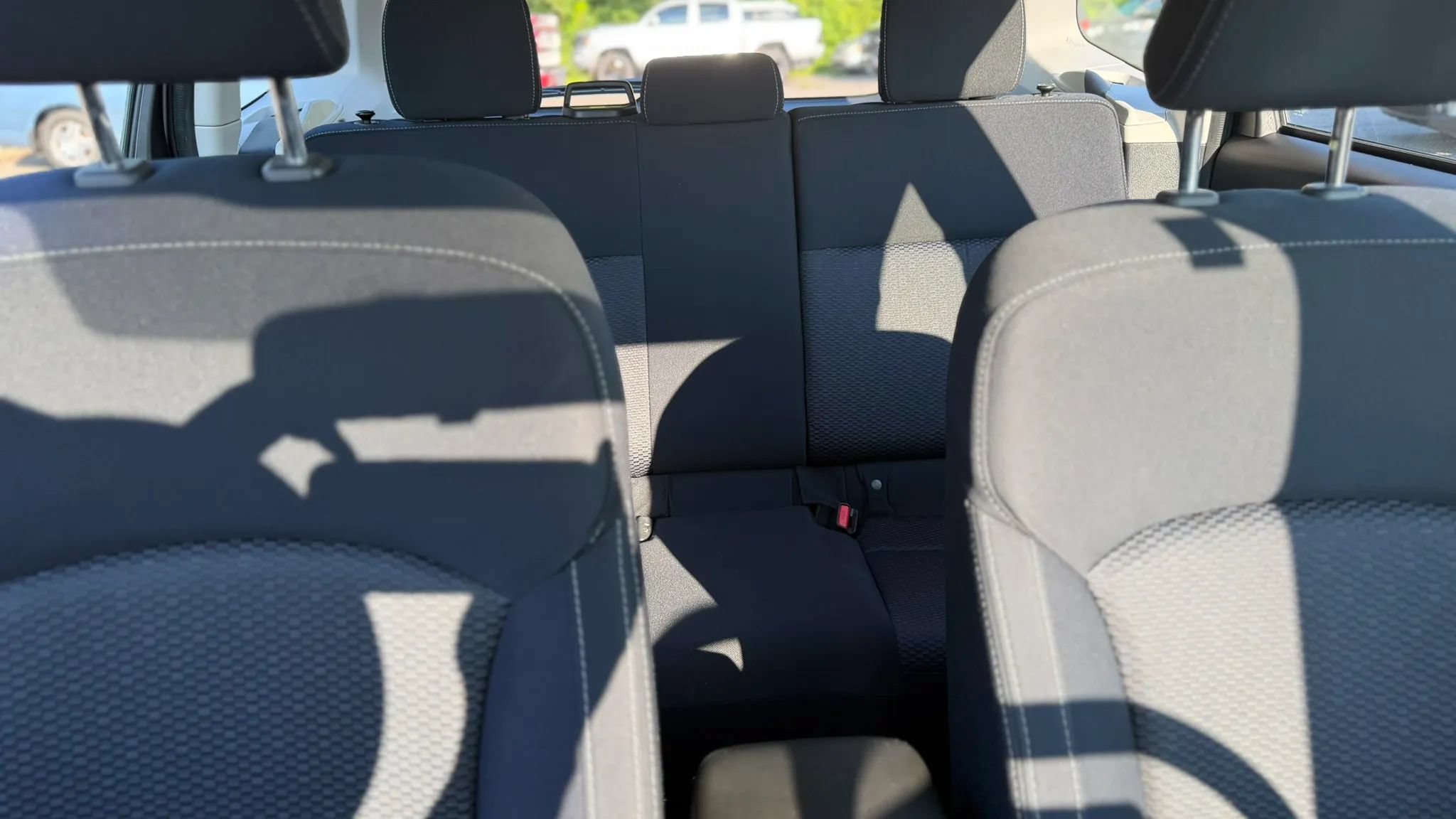 Used 2015 Subaru Forester 2.5i AWD/4WD image 17