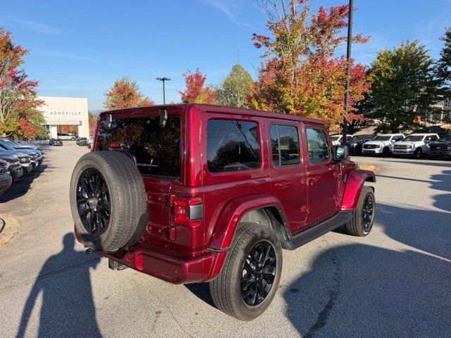 Used 2021 Jeep Wrangler Unlimited Sahara AWD/4WD image 5
