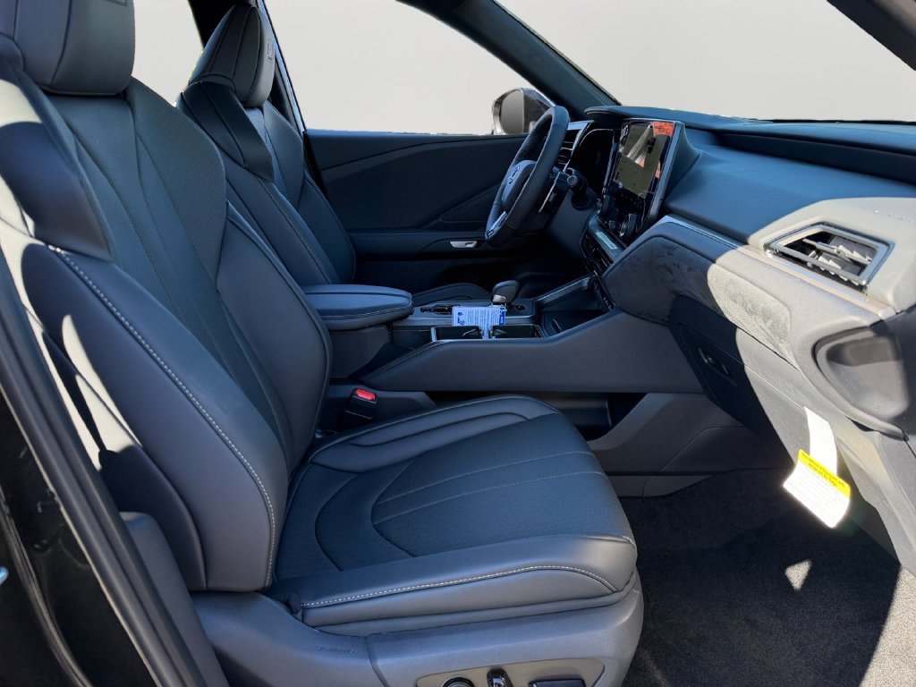 New 2026 Lexus TX 500h AWD w/ Technology Package image 5