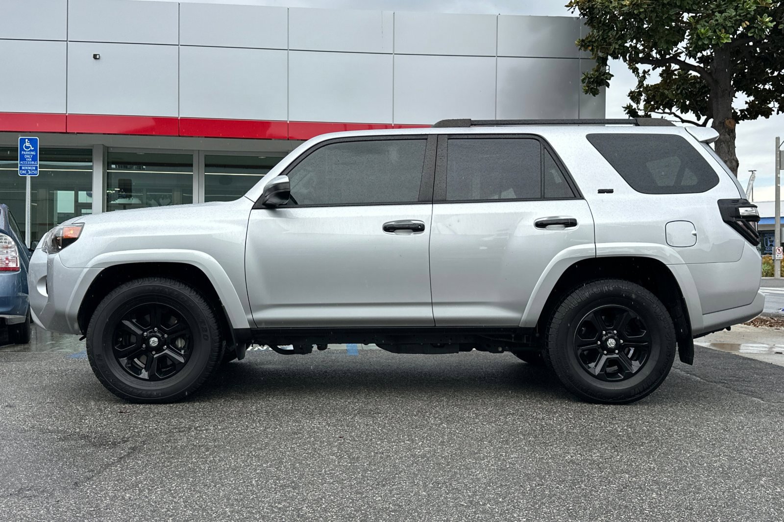 Used 2024 Toyota 4Runner SR5 RWD image 7
