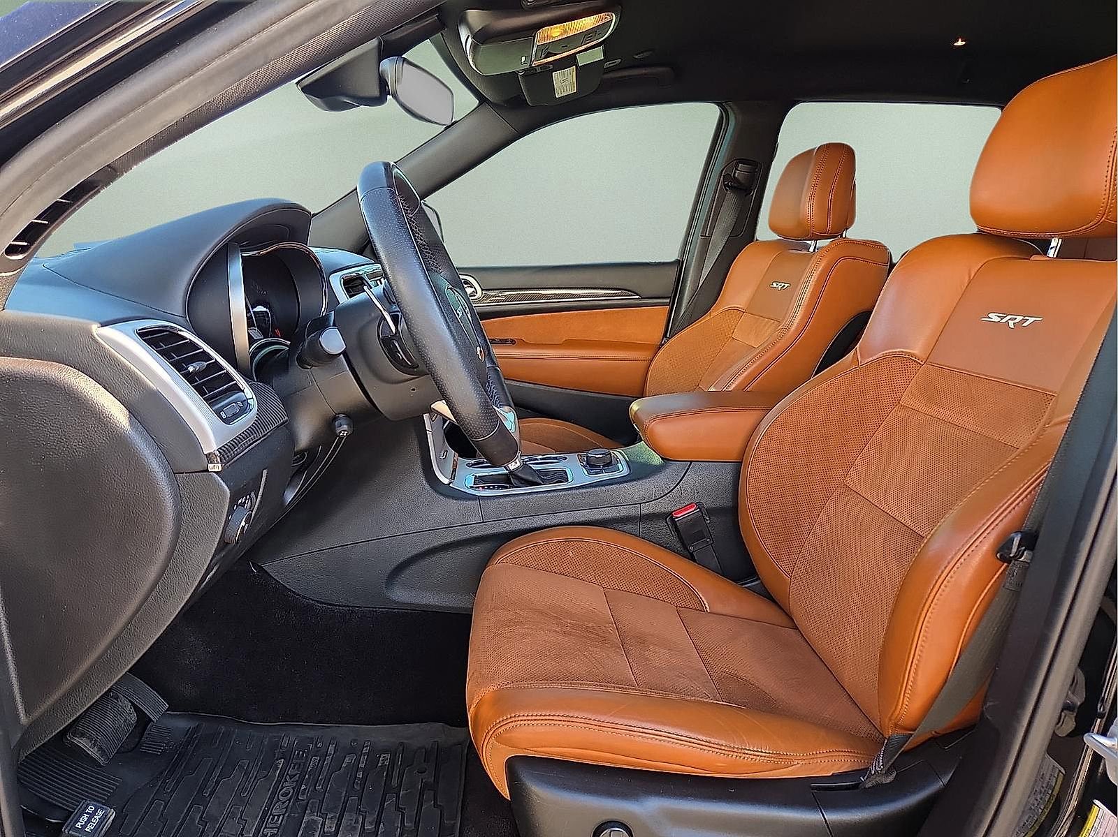 Used 2018 Jeep Grand Cherokee SRT w/ Trailer Tow Group IV image 14