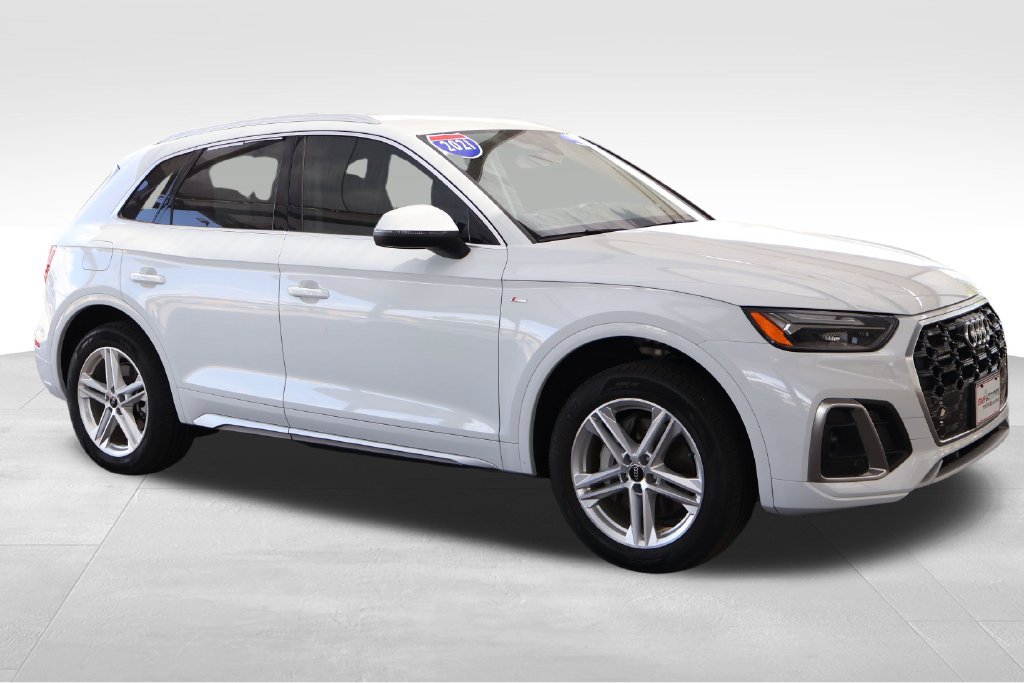 Used 2021 Audi Q5 e Premium Plus w/ Premium Plus Package AWD/4WD image 21
