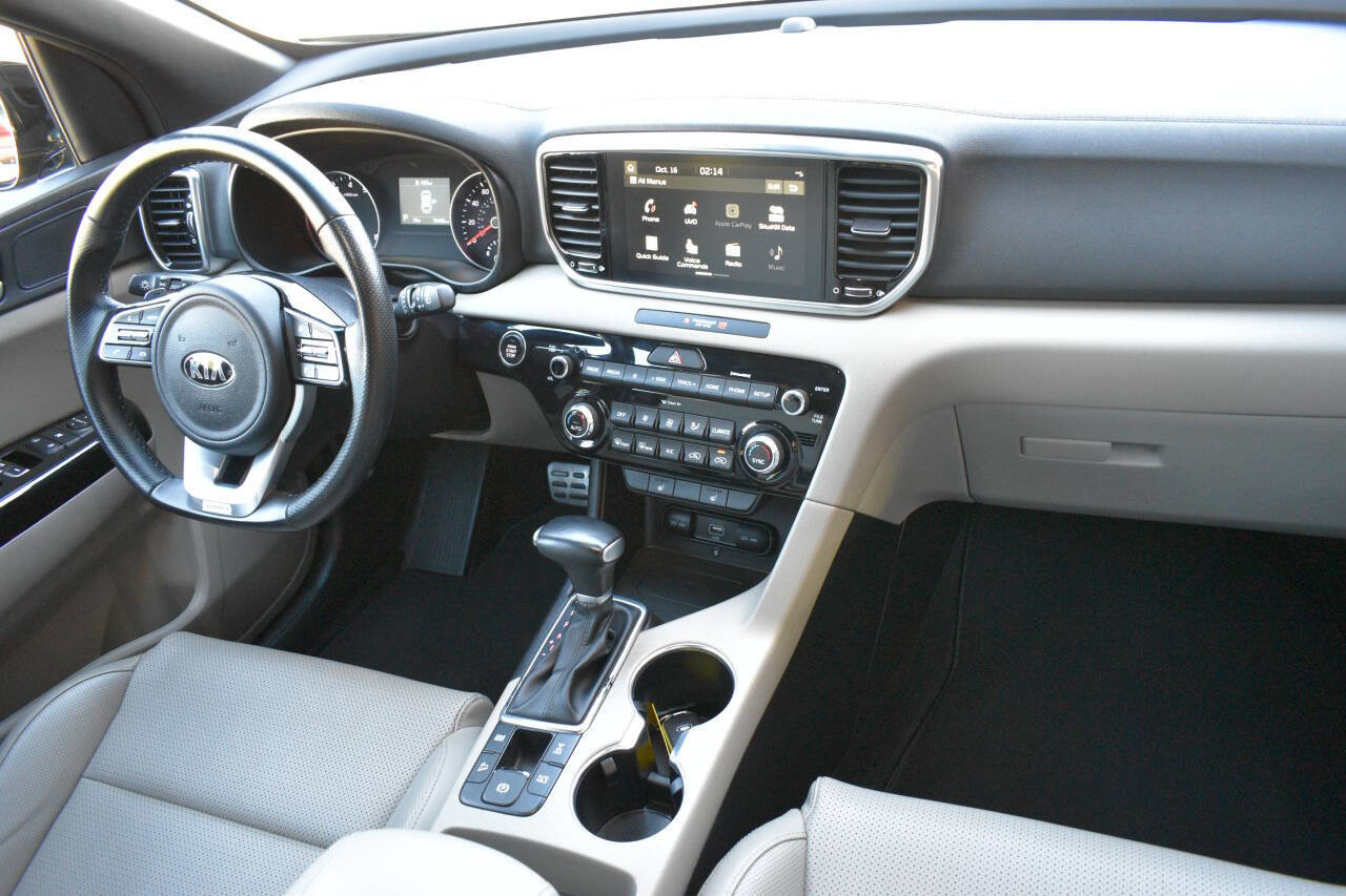 Used 2022 Kia Sportage Nightfall Edition w/ Nighfall AWD Premium Package image 29