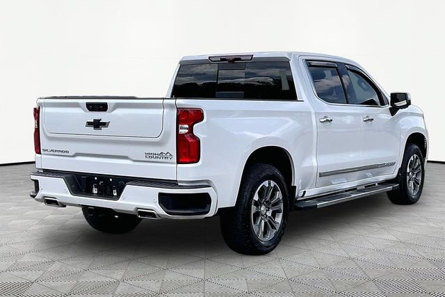 Used 2025 Chevrolet Silverado 1500 High Country w/ Technology Package AWD/4WD image 5
