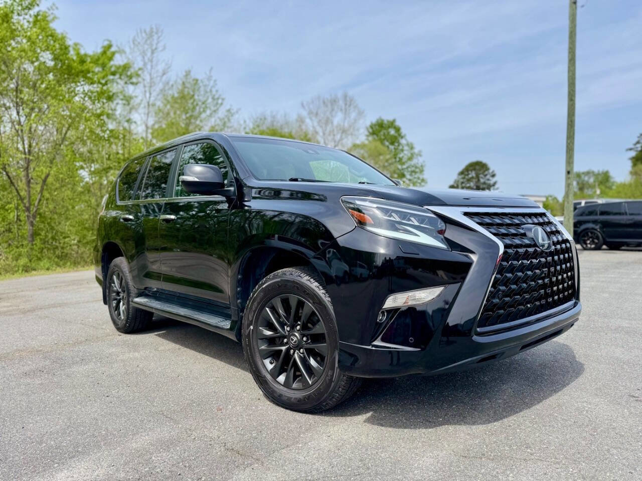 Used 2020 Lexus GX 460 Premium w/ Premium Package image 2