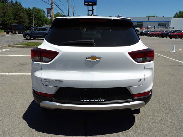 Certified 2023 Chevrolet TrailBlazer LT w/ Convenience Package AWD/4WD image 4