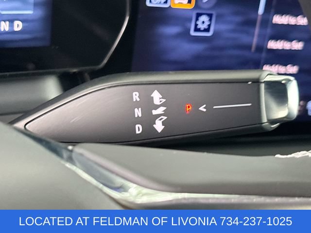 Certified 2025 Chevrolet Silverado EV LT AWD/4WD image 15