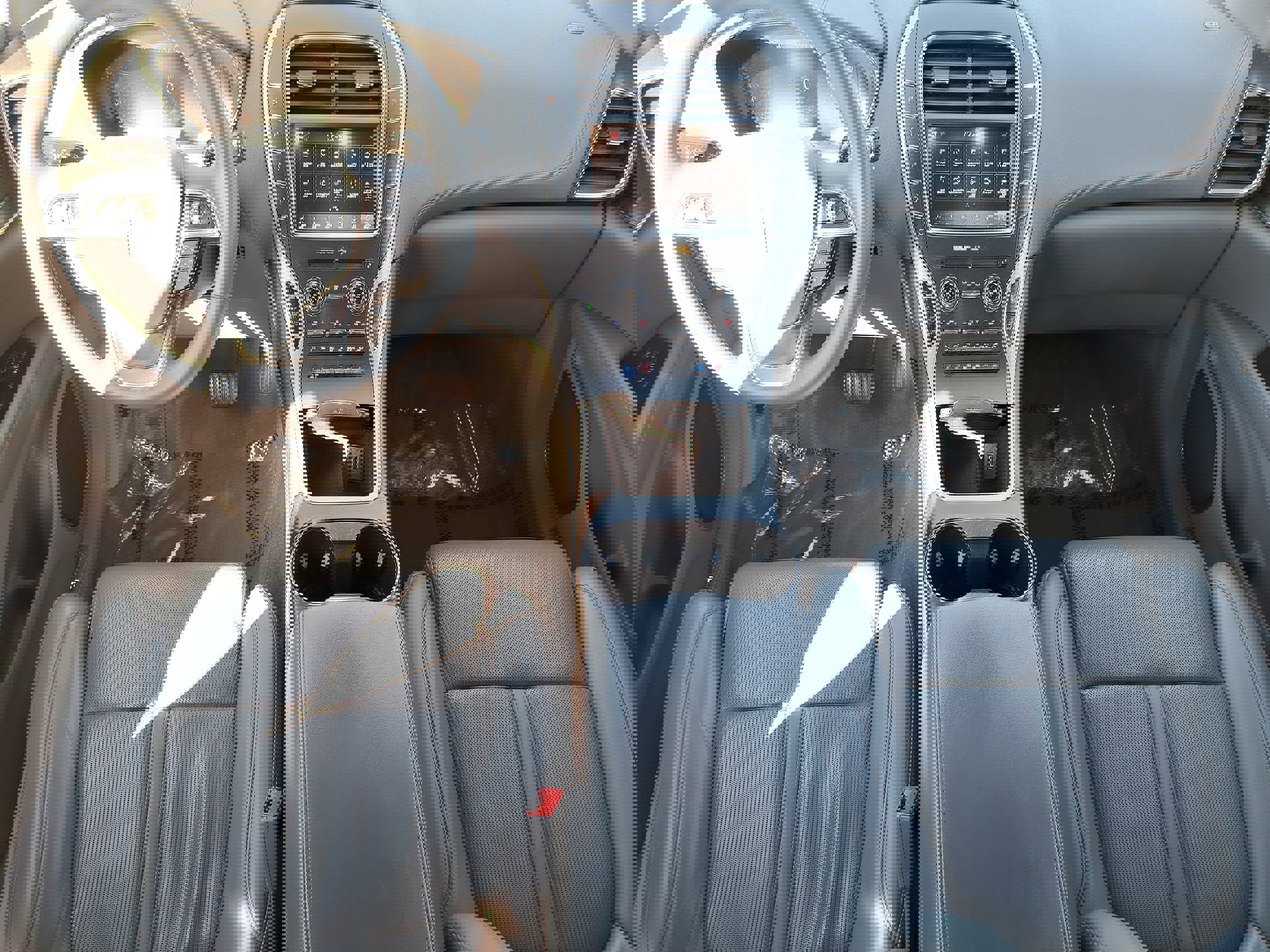 Used 2020 Lincoln Nautilus Reserve w/ Equipment Group 201A image 9