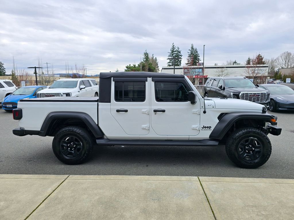 Used 2021 Jeep Gladiator Sport image 38