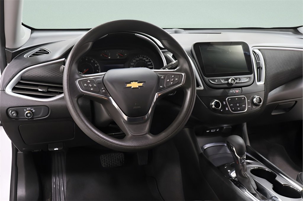 Used 2023 Chevrolet Malibu LT image 8