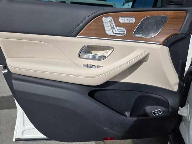 Used 2022 Mercedes-Benz GLS 450 4MATIC image 20