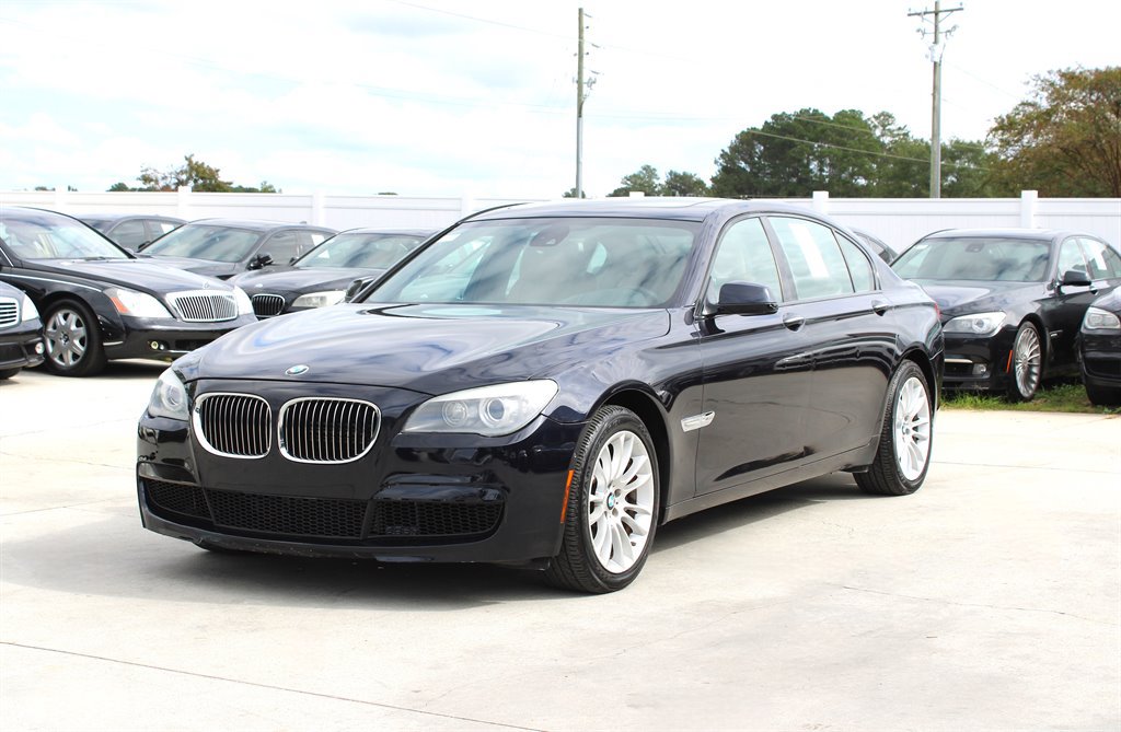 Used 2012 BMW 750Li xDrive AWD/4WD image 3
