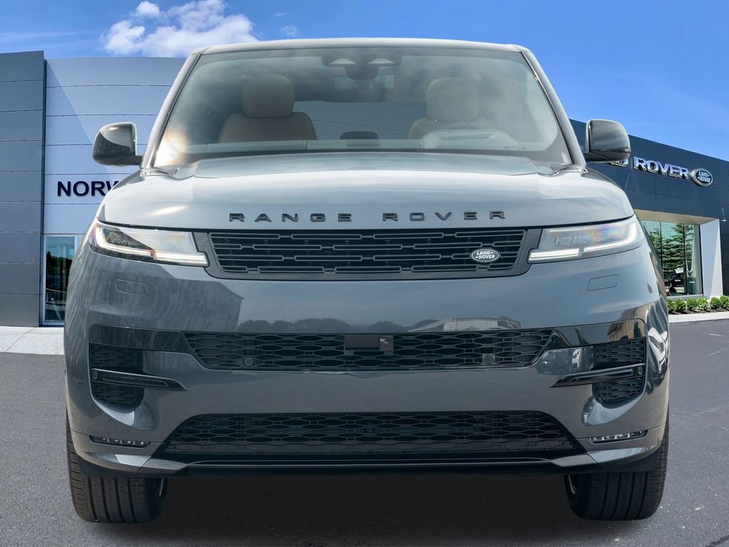 New 2026 Land Rover Range Rover Sport Dynamic SE AWD/4WD image 2