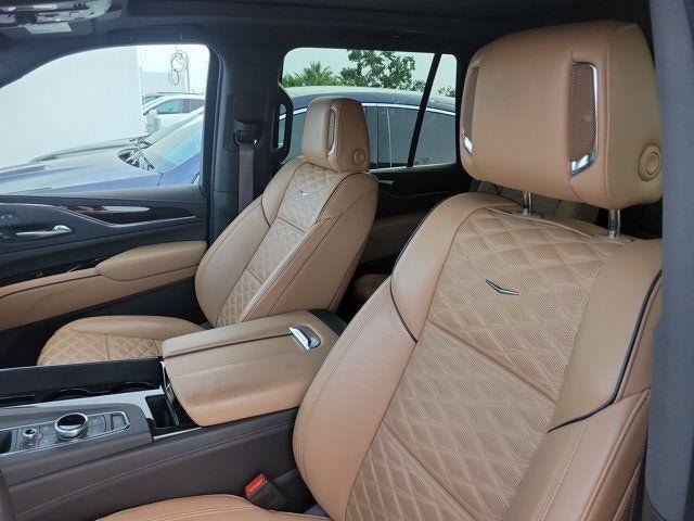 Certified 2024 Cadillac Escalade Sport AWD/4WD image 5